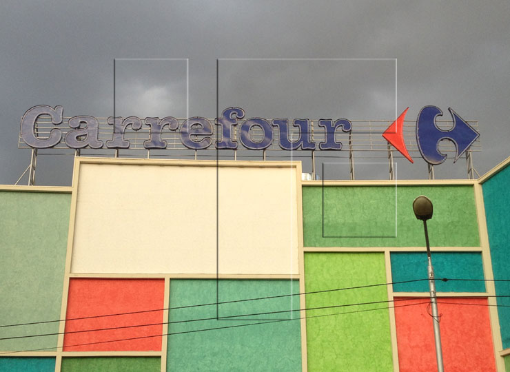 Carrefour Tiflis Çatı Reklamı